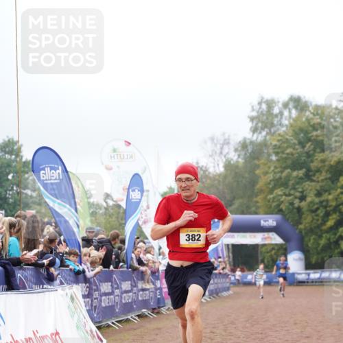 13.09.2026 - Airport Race Dennis Weichert http://msf.ph/oto/10284295 13.09.2026 10:25:27 Ziel 382, 5242, 5315, 5316, 5469 meine-sportfotos.de