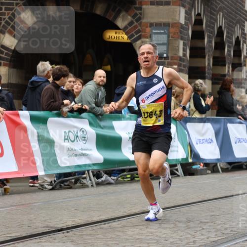 13.09.2026 - 21. swb-Marathon Bremen Strokosch-Dieckow http://msf.ph/oto/10284304 13.09.2026 10:31:54 Ziel 13504, 13643, 13543, 13582, 13632 meine-sportfotos.de