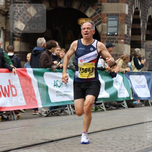 13.09.2026 - 21. swb-Marathon Bremen Strokosch-Dieckow http://msf.ph/oto/10284324 13.09.2026 10:31:54 Ziel 13504, 13643, 13543, 13582, 13632 meine-sportfotos.de