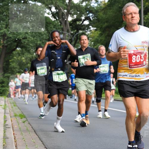 13.09.2026 - 21. swb-Marathon Bremen TobiasT http://msf.ph/oto/10284326 13.09.2026 12:08:46 Laufen 3001, 13105, 2, 254, 8046, 00, 803, 21, 20 meine-sportfotos.de