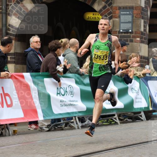 13.09.2026 - 21. swb-Marathon Bremen Strokosch-Dieckow http://msf.ph/oto/10284355 13.09.2026 10:32:00 Ziel 13504, 13533, 13643, 13543, 13582, 13632 meine-sportfotos.de