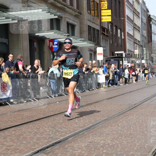13.09.2026 - 21. swb-Marathon Bremen Strokosch-Dieckow http://msf.ph/oto/10284375 13.09.2026 10:36:15 Ziel 11916, 12456, 13548, 13575, 10244, 11067, 12324, 12513, 13534 meine-sportfotos.de