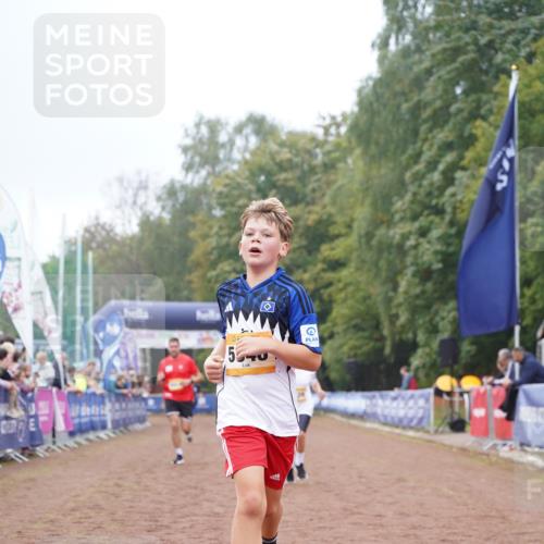 13.09.2026 - Airport Race Dennis Weichert http://msf.ph/oto/10284477 13.09.2026 10:25:46 Ziel 5139, 5346, 5414 meine-sportfotos.de