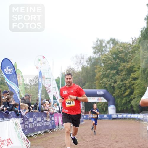 13.09.2026 - Airport Race Dennis Weichert http://msf.ph/oto/10284561 13.09.2026 10:25:50 Ziel 5063, 5139, 5346, 5414 meine-sportfotos.de