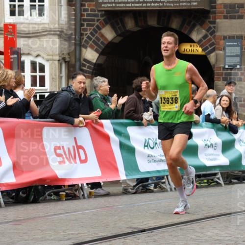13.09.2026 - 21. swb-Marathon Bremen Strokosch-Dieckow http://msf.ph/oto/10284648 13.09.2026 10:32:34 Ziel 13543, 13564, 13582, 13632, 13638, 13639, 13550, 13599, 13622 meine-sportfotos.de