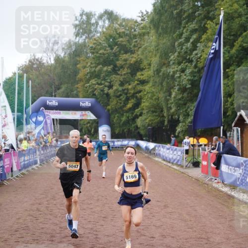 13.09.2026 - Airport Race Dennis Weichert http://msf.ph/oto/10284668 13.09.2026 10:26:15 Ziel 5047, 5169, 5299 meine-sportfotos.de