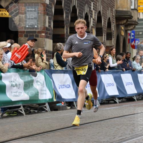 13.09.2026 - 21. swb-Marathon Bremen Strokosch-Dieckow http://msf.ph/oto/10284806 13.09.2026 10:32:59 Ziel 13524, 13550, 13599, 13622 meine-sportfotos.de