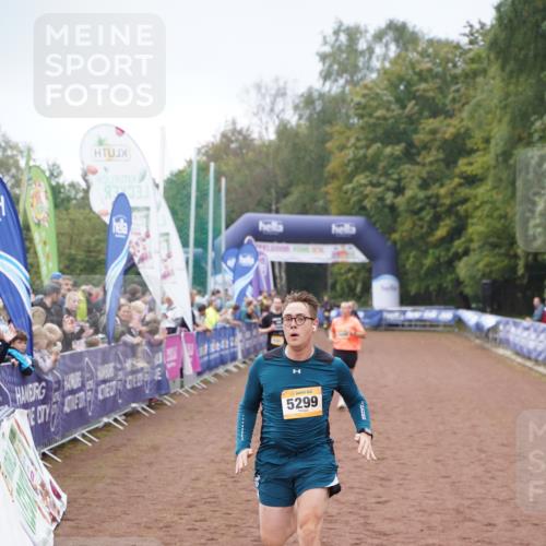 13.09.2026 - Airport Race Dennis Weichert http://msf.ph/oto/10284810 13.09.2026 10:26:20 Ziel 5047, 5169, 5299, 5362, 5444 meine-sportfotos.de
