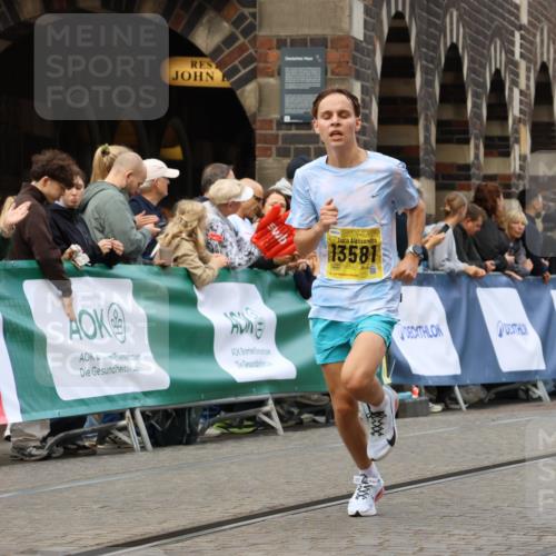 13.09.2026 - 21. swb-Marathon Bremen Strokosch-Dieckow http://msf.ph/oto/10284857 13.09.2026 10:33:02 Ziel 13550, 13581, 13599, 13622 meine-sportfotos.de