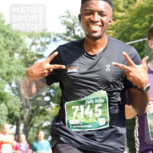 13.09.2026 - 21. swb-Marathon Bremen TobiasT http://msf.ph/oto/10285100 13.09.2026 12:11:06 Laufen 7145, 8249, 21, 2026 meine-sportfotos.de