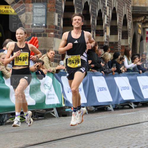 13.09.2026 - 21. swb-Marathon Bremen Strokosch-Dieckow http://msf.ph/oto/10285111 13.09.2026 10:33:45 Ziel 10366, 11059, 11652, 10797, 13541 meine-sportfotos.de