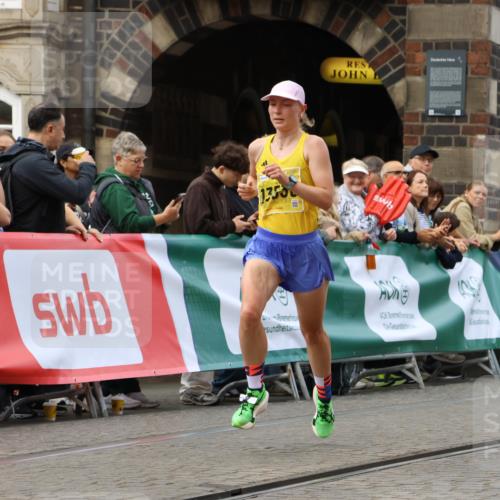 13.09.2026 - 21. swb-Marathon Bremen Strokosch-Dieckow http://msf.ph/oto/10285131 13.09.2026 10:33:50 Ziel 10366, 10475, 11059, 11481, 11652, 13530, 10797 meine-sportfotos.de