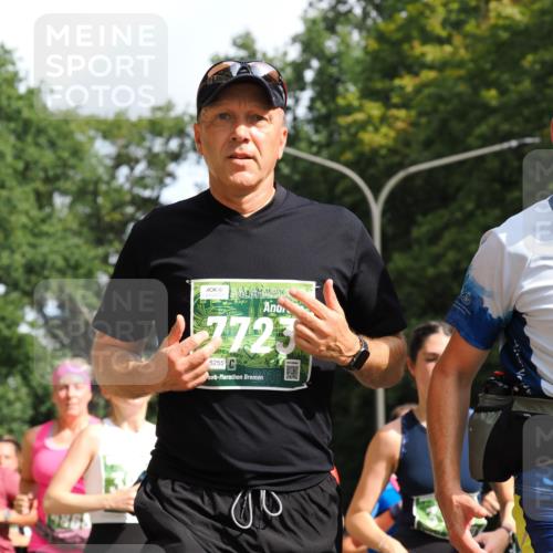 13.09.2026 - 21. swb-Marathon Bremen TobiasT http://msf.ph/oto/10285211 13.09.2026 12:11:29 Laufen 19868, 7723, 255 meine-sportfotos.de