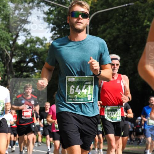 13.09.2026 - 21. swb-Marathon Bremen TobiasT http://msf.ph/oto/10285262 13.09.2026 12:11:43 Laufen 1596, 6441, 21, 26, 13023 meine-sportfotos.de