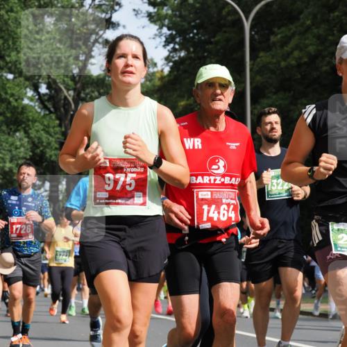13.09.2026 - 21. swb-Marathon Bremen TobiasT http://msf.ph/oto/10285358 13.09.2026 12:12:10 Laufen 1726, 975, 0265, 21, 1464, 1740, 732, 21 meine-sportfotos.de