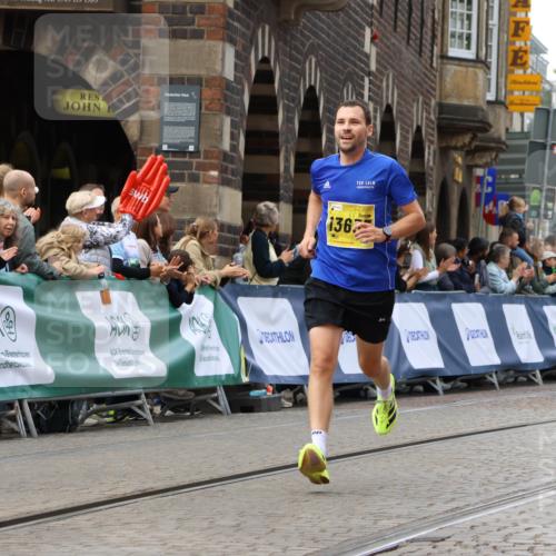 13.09.2026 - 21. swb-Marathon Bremen Strokosch-Dieckow http://msf.ph/oto/10285362 13.09.2026 10:34:29 Ziel 13605, 13610, 13633, 10818, 12540, 13637 meine-sportfotos.de