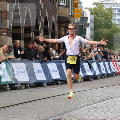 13.09.2026 - 21. swb-Marathon Bremen Strokosch-Dieckow http://msf.ph/oto/10285436 13.09.2026 10:34:33 Ziel 13605, 13610, 13633, 10818, 12358, 12413, 12540, 13637 meine-sportfotos.de