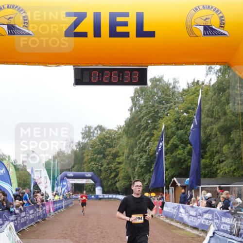 13.09.2026 - Airport Race Dennis Weichert http://msf.ph/oto/10285488 13.09.2026 10:27:07 Ziel 689, 4195, 5294 meine-sportfotos.de