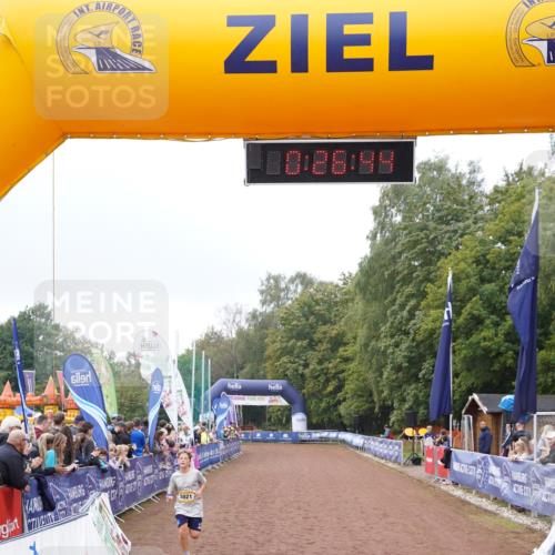 13.09.2026 - Airport Race Dennis Weichert http://msf.ph/oto/10285538 13.09.2026 10:27:18 Ziel 689, 5021 meine-sportfotos.de