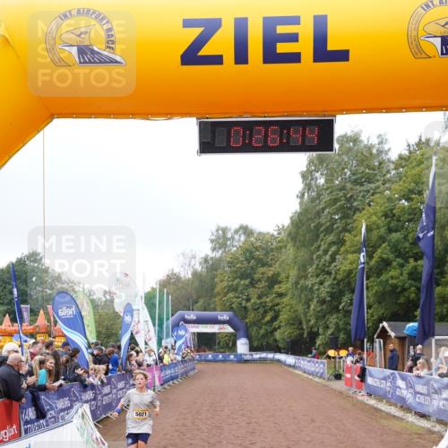 13.09.2026 - Airport Race Dennis Weichert http://msf.ph/oto/10285567 13.09.2026 10:27:18 Ziel 689, 5021 meine-sportfotos.de