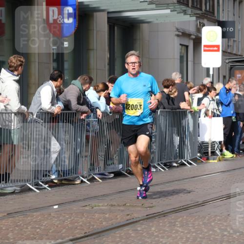 13.09.2026 - 21. swb-Marathon Bremen Strokosch-Dieckow http://msf.ph/oto/10285622 13.09.2026 10:39:03 Ziel 11227, 11454, 11713, 12404, 13556, 13641, 10782, 10926, 11127, 11338, 12003 meine-sportfotos.de