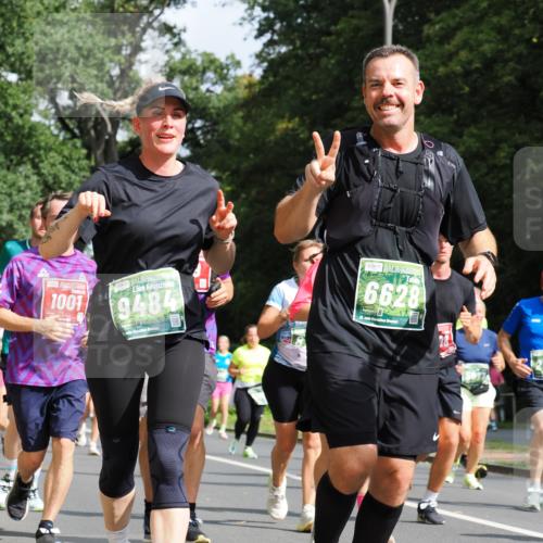 13.09.2026 - 21. swb-Marathon Bremen TobiasT http://msf.ph/oto/10285638 13.09.2026 12:13:38 Laufen 1001, 9484, 86, 6628, 21, 26 meine-sportfotos.de