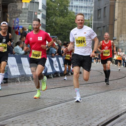 13.09.2026 - 21. swb-Marathon Bremen Strokosch-Dieckow http://msf.ph/oto/10285711 13.09.2026 10:35:02 Ziel 10818, 11964, 12358, 12413, 12540, 13637, 10261, 10262, 10994, 11512, 13505, 13560 meine-sportfotos.de