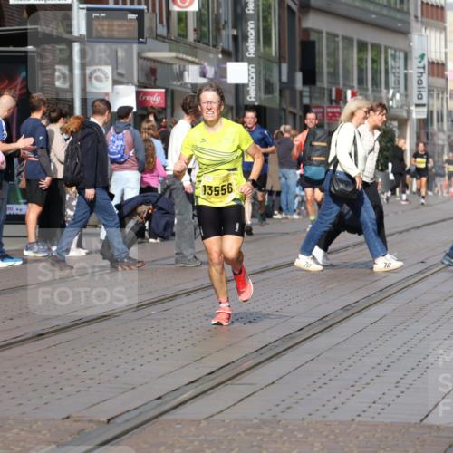 13.09.2026 - 21. swb-Marathon Bremen Strokosch-Dieckow http://msf.ph/oto/10285765 13.09.2026 10:39:15 Ziel 11713, 12404, 13513, 13556, 13642, 10782, 11227, 11338, 11454, 12003, 13641 meine-sportfotos.de
