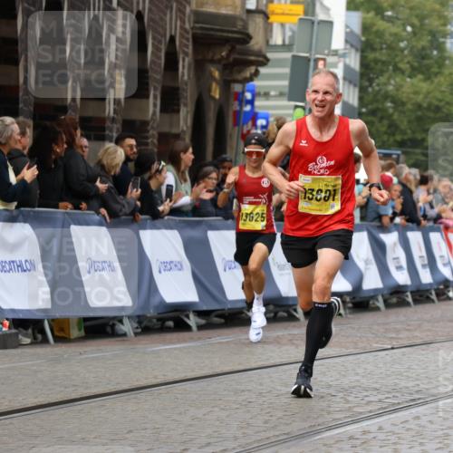 13.09.2026 - 21. swb-Marathon Bremen Strokosch-Dieckow http://msf.ph/oto/10285767 13.09.2026 10:35:05 Ziel 10818, 11197, 11964, 12358, 12413, 12540, 13588, 13637, 10261, 10262, 10994, 11068, 11512, 13505, 13514, 13560, 13590, 13619 meine-sportfotos.de