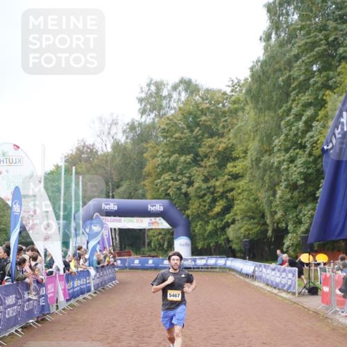 13.09.2026 - Airport Race Dennis Weichert http://msf.ph/oto/10285874 13.09.2026 10:27:56 Ziel 5467, 5476 meine-sportfotos.de