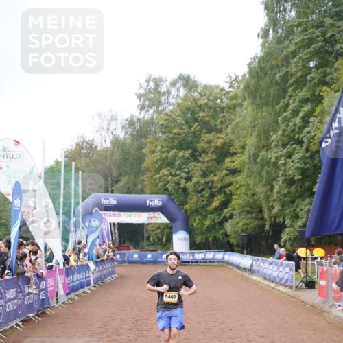 13.09.2026 - Airport Race Dennis Weichert http://msf.ph/oto/10285884 13.09.2026 10:27:56 Ziel 5467, 5476 meine-sportfotos.de
