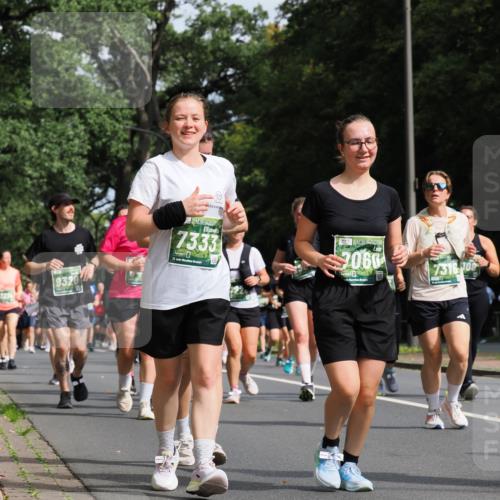 13.09.2026 - 21. swb-Marathon Bremen TobiasT http://msf.ph/oto/10285923 13.09.2026 12:15:40 Laufen 9320, 7333, 21, 7060, 7316, 10 meine-sportfotos.de