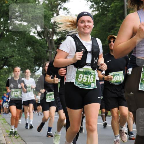13.09.2026 - 21. swb-Marathon Bremen TobiasT http://msf.ph/oto/10286179 13.09.2026 12:16:58 Laufen 6176, 329, 9516, 21, 075, 21 meine-sportfotos.de