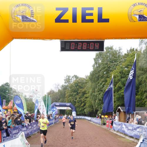13.09.2026 - Airport Race Dennis Weichert http://msf.ph/oto/10286250 13.09.2026 10:28:38 Ziel 5022, 5023, 5094, 5112 meine-sportfotos.de