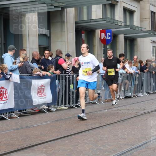 13.09.2026 - 21. swb-Marathon Bremen Strokosch-Dieckow http://msf.ph/oto/10286421 13.09.2026 10:41:05 Ziel 11077, 11628, 11944, 12442, 13520, 13600, 10575, 11201, 11903, 12209, 12477 meine-sportfotos.de