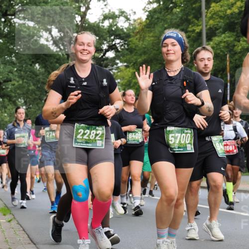 13.09.2026 - 21. swb-Marathon Bremen TobiasT http://msf.ph/oto/10286443 13.09.2026 12:18:04 Laufen 274, 2282, 21, 26, 6400, 5700, 1661 meine-sportfotos.de