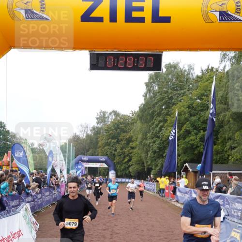 13.09.2026 - Airport Race Dennis Weichert http://msf.ph/oto/10286657 13.09.2026 10:29:11 Ziel 5079, 5089, 5113, 5151, 5241, 5314, 5317, 5452 meine-sportfotos.de