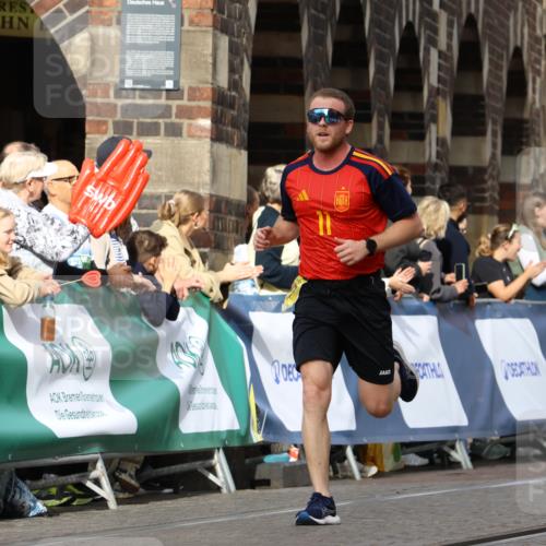 13.09.2026 - 21. swb-Marathon Bremen Strokosch-Dieckow http://msf.ph/oto/10286666 13.09.2026 10:36:54 Ziel 11916, 12456, 13548, 11654, 12520, 13568 meine-sportfotos.de