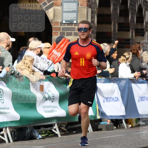 13.09.2026 - 21. swb-Marathon Bremen Strokosch-Dieckow http://msf.ph/oto/10286702 13.09.2026 10:36:55 Ziel 11916, 12456, 13548, 11654, 12520, 13568 meine-sportfotos.de