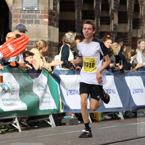 13.09.2026 - 21. swb-Marathon Bremen Strokosch-Dieckow http://msf.ph/oto/10286729 13.09.2026 10:36:57 Ziel 11916, 12456, 13548, 10961, 11654, 13568 meine-sportfotos.de