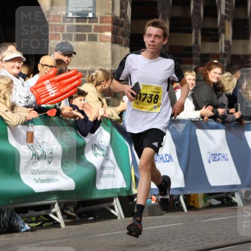 13.09.2026 - 21. swb-Marathon Bremen Strokosch-Dieckow http://msf.ph/oto/10286749 13.09.2026 10:36:57 Ziel 11916, 12456, 13548, 10961, 11654, 13568 meine-sportfotos.de