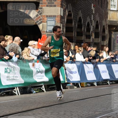 13.09.2026 - 21. swb-Marathon Bremen Strokosch-Dieckow http://msf.ph/oto/10287015 13.09.2026 10:37:33 Ziel 10502, 10961, 11654, 13568, 13535 meine-sportfotos.de