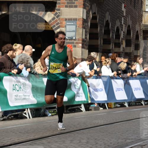 13.09.2026 - 21. swb-Marathon Bremen Strokosch-Dieckow http://msf.ph/oto/10287041 13.09.2026 10:37:34 Ziel 10502, 10961, 11654, 13568, 13608, 13535 meine-sportfotos.de