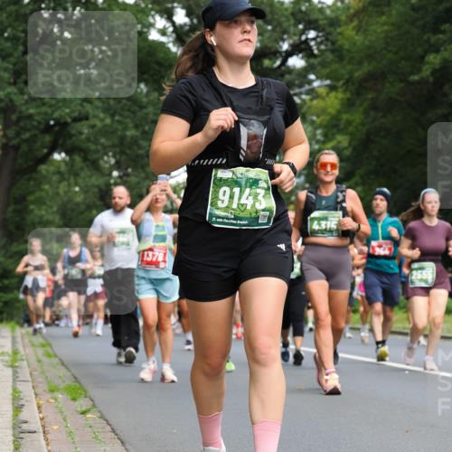 13.09.2026 - 21. swb-Marathon Bremen TobiasT http://msf.ph/oto/10287074 13.09.2026 12:20:18 Laufen 1378, 9143, 21, 20, 4315, 2555 meine-sportfotos.de