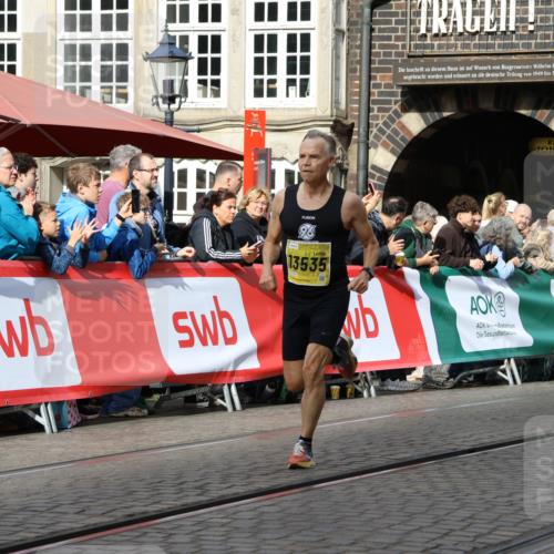 13.09.2026 - 21. swb-Marathon Bremen Strokosch-Dieckow http://msf.ph/oto/10287184 13.09.2026 10:37:59 Ziel 13535, 10302, 11142, 13551, 13559, 13584, 13587, 13636 meine-sportfotos.de