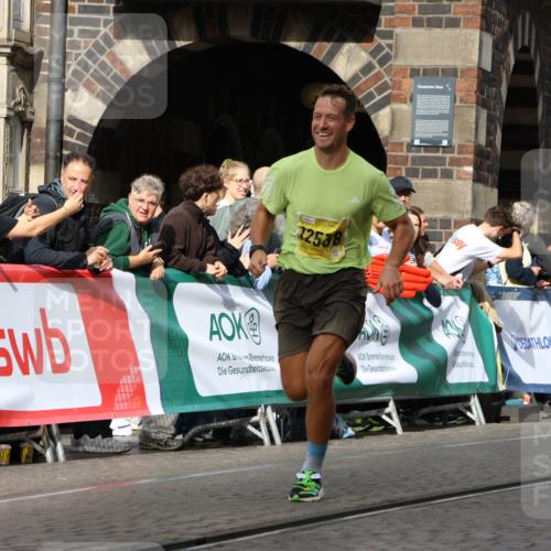 13.09.2026 - 21. swb-Marathon Bremen Strokosch-Dieckow http://msf.ph/oto/10287232 13.09.2026 10:38:06 Ziel 11083, 12538, 13535, 10302, 13553, 13559, 13636 meine-sportfotos.de