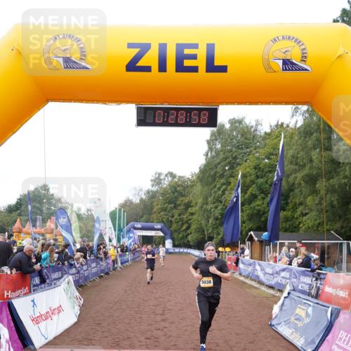 13.09.2026 - Airport Race Dennis Weichert http://msf.ph/oto/10287262 13.09.2026 10:29:32 Ziel 4110, 4111, 4118, 5038, 5259, 5269, 5348, 5436 meine-sportfotos.de