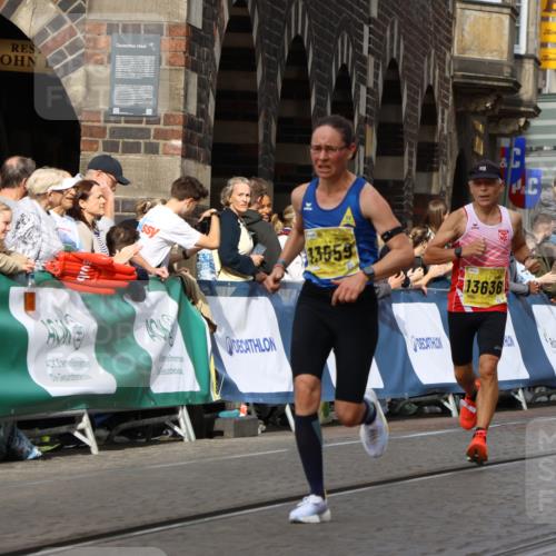 13.09.2026 - 21. swb-Marathon Bremen Strokosch-Dieckow http://msf.ph/oto/10287419 13.09.2026 10:38:19 Ziel 10302, 11083, 11142, 12538, 13551, 13584, 13587, 10441, 13507 meine-sportfotos.de