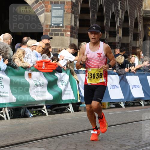 13.09.2026 - 21. swb-Marathon Bremen Strokosch-Dieckow http://msf.ph/oto/10287452 13.09.2026 10:38:21 Ziel 10302, 11083, 11142, 12538, 13551, 13559, 13584, 13587, 10441, 13507, 13539 meine-sportfotos.de
