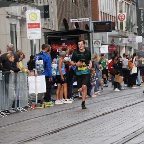 13.09.2026 - 21. swb-Marathon Bremen Strokosch-Dieckow http://msf.ph/oto/10287550 13.09.2026 10:42:50 Ziel 10336, 10456, 10988, 11042, 11143, 11265, 11442, 11632, 12053, 12469, 13523, 10235, 10312, 10816, 10988, 11779, 12281, 13580 meine-sportfotos.de